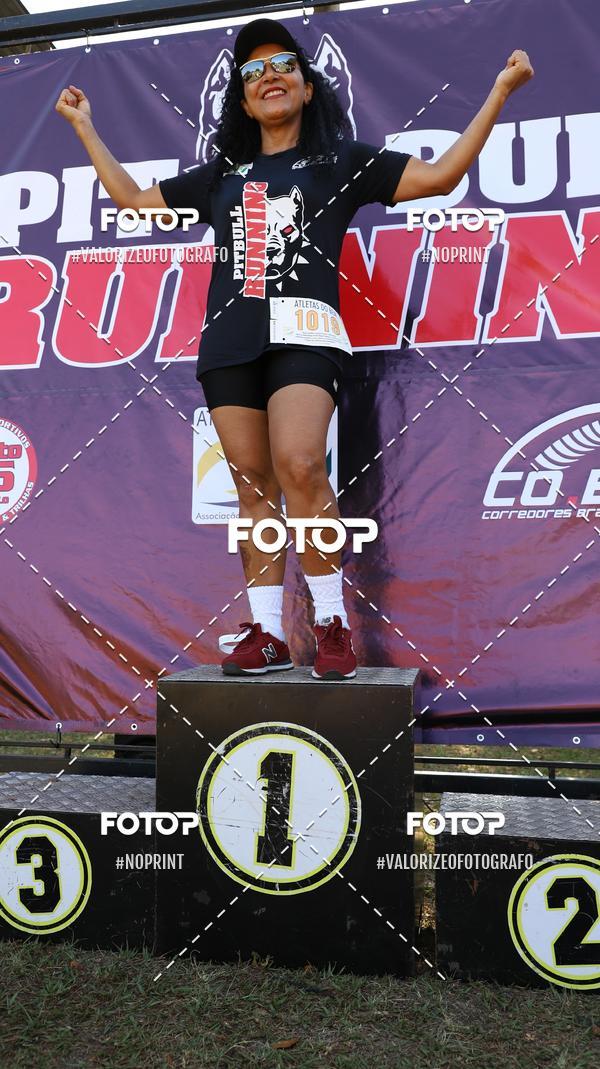 Compre as suas fotos do eventoPIT BULL RUNNING no Fotop