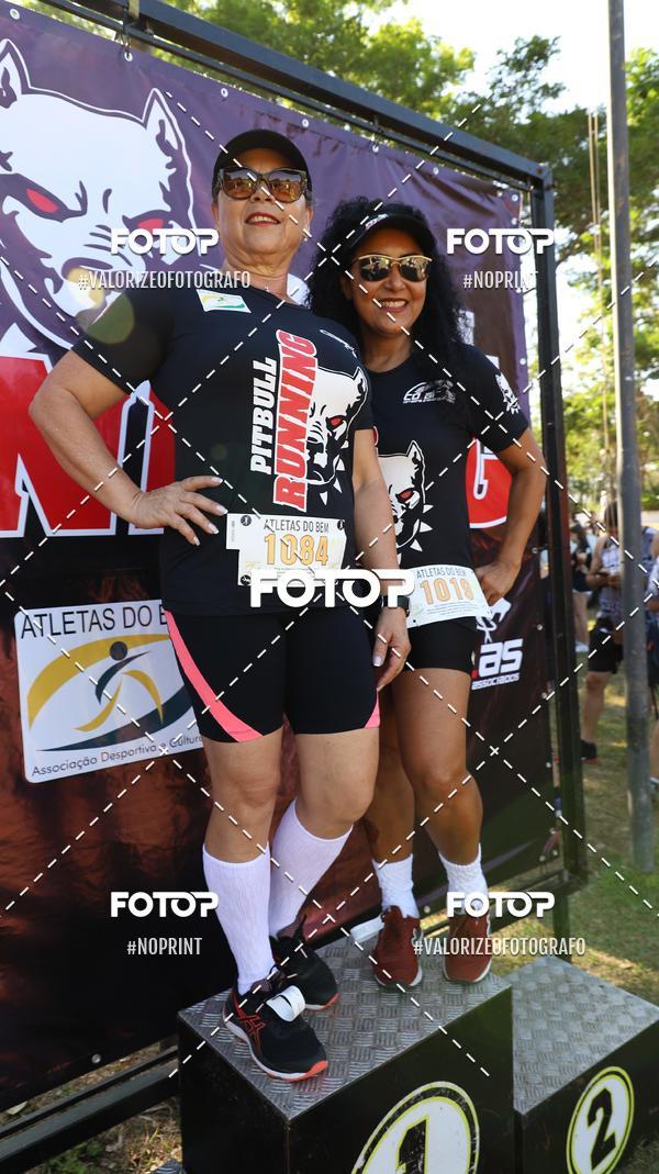 Achetez vos photos de l'vnementPIT BULL RUNNING sur Fotop