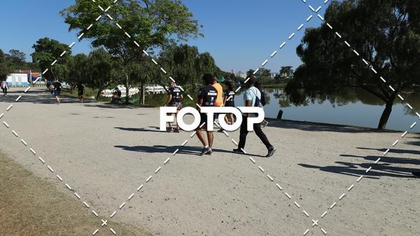 Achetez vos photos de l'vnementPIT BULL RUNNING sur Fotop