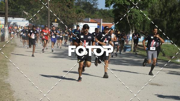 Achetez vos photos de l'vnementPIT BULL RUNNING sur Fotop