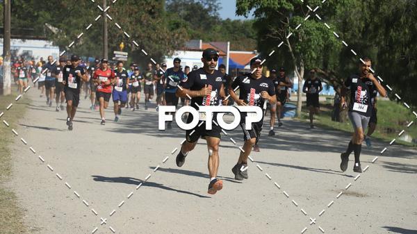 Achetez vos photos de l'vnementPIT BULL RUNNING sur Fotop