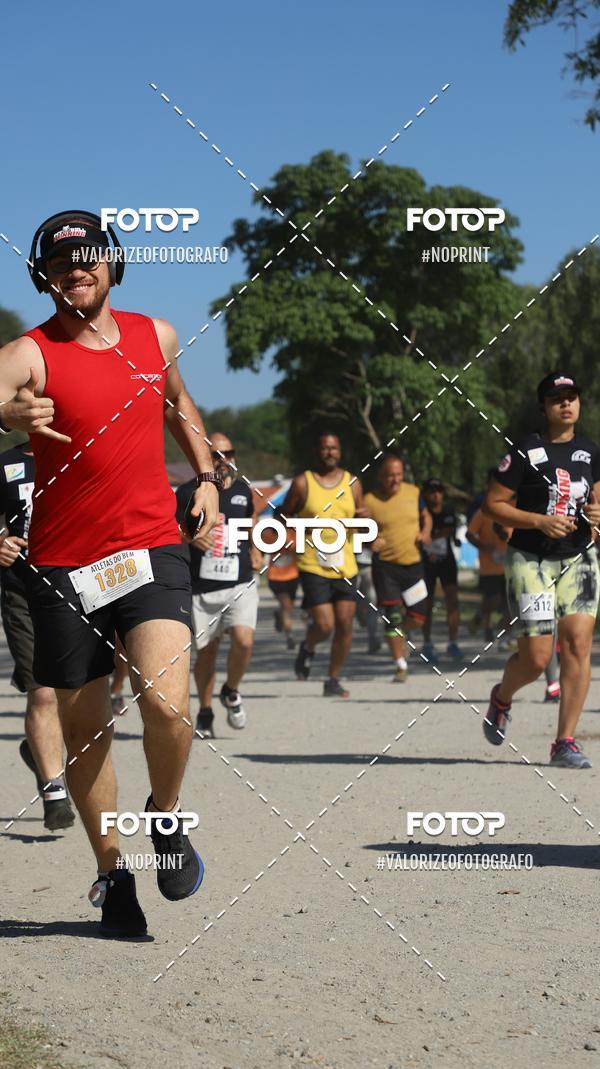 Buy your photos of the eventPIT BULL RUNNING on Fotop