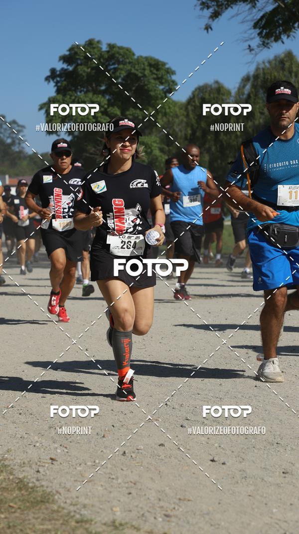 Buy your photos of the eventPIT BULL RUNNING on Fotop