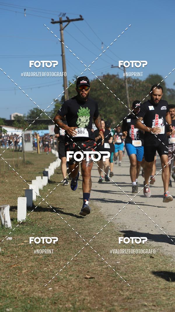 Buy your photos of the eventPIT BULL RUNNING on Fotop