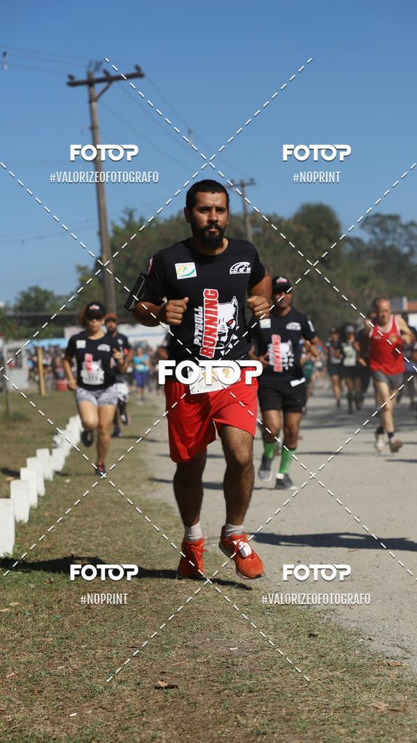 Buy your photos of the eventPIT BULL RUNNING on Fotop