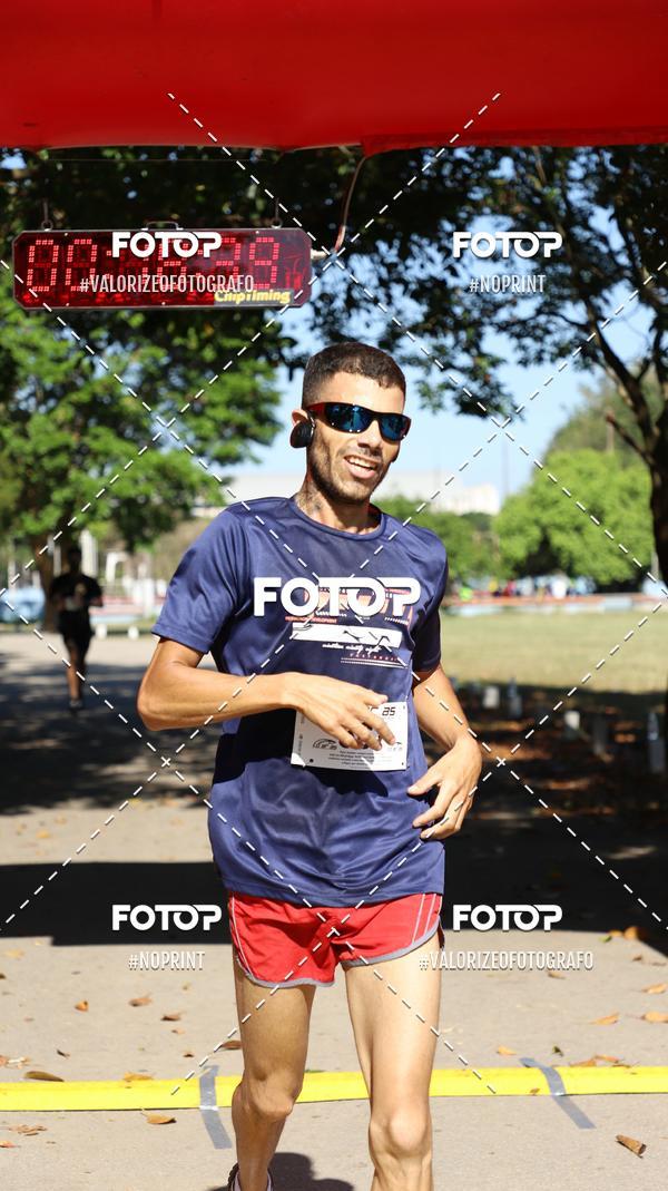 Compre as suas fotos do eventoPIT BULL RUNNING no Fotop