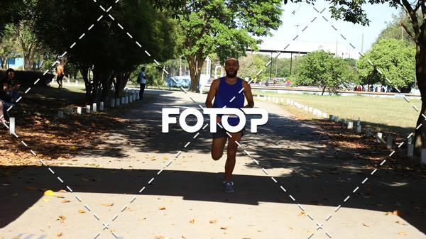 Compre as suas fotos do eventoPIT BULL RUNNING no Fotop