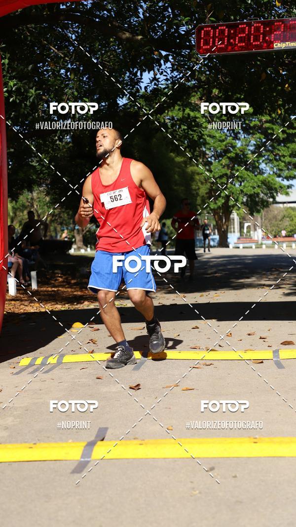 Compre as suas fotos do eventoPIT BULL RUNNING no Fotop
