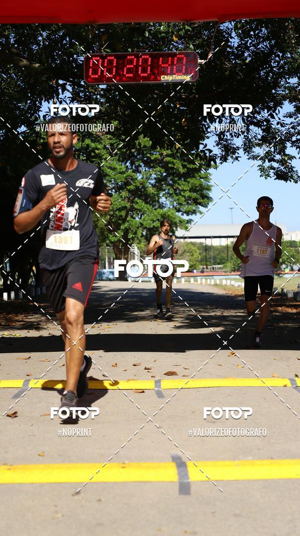 Compre as suas fotos do eventoPIT BULL RUNNING no Fotop