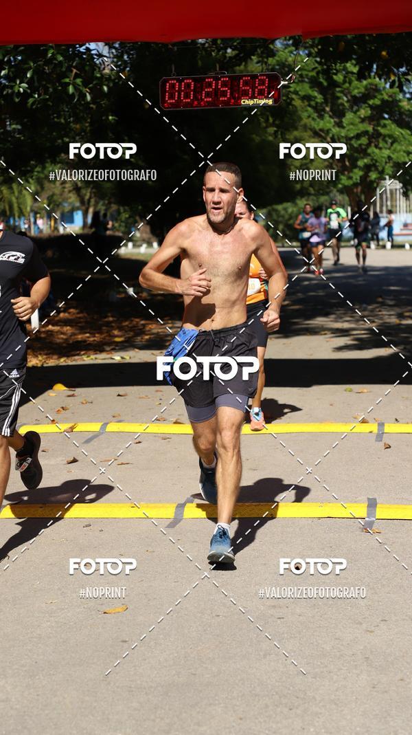 Achetez vos photos de l'vnementPIT BULL RUNNING sur Fotop