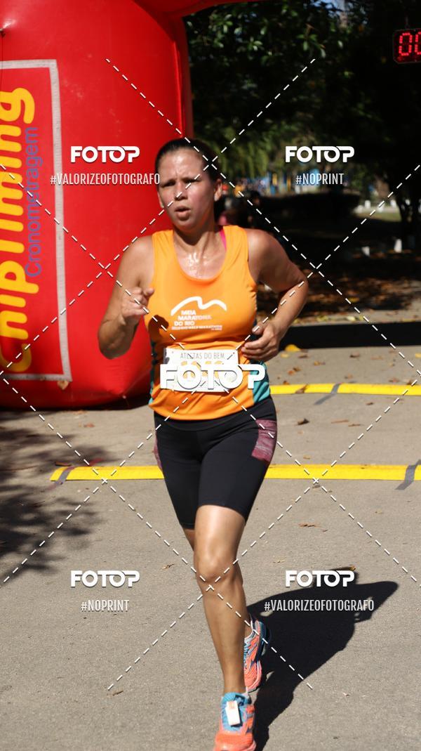 Achetez vos photos de l'vnementPIT BULL RUNNING sur Fotop