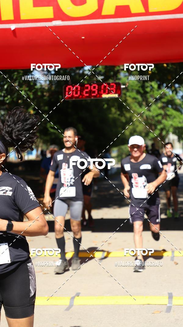 Buy your photos of the eventPIT BULL RUNNING on Fotop
