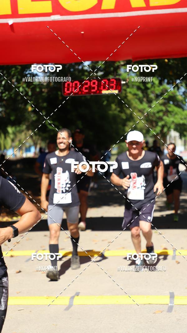 Buy your photos of the eventPIT BULL RUNNING on Fotop