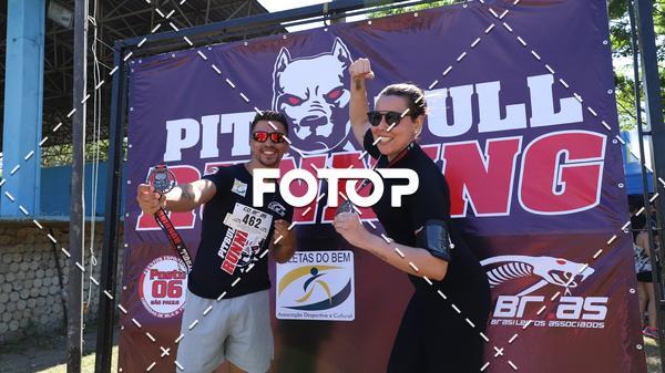 Buy your photos of the eventPIT BULL RUNNING on Fotop