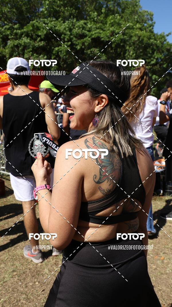 Buy your photos of the eventPIT BULL RUNNING on Fotop