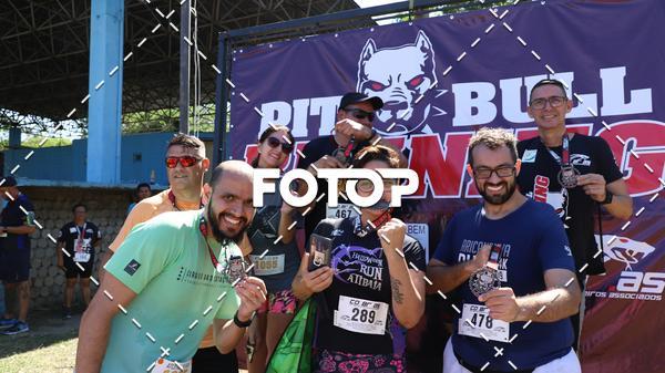 Achetez vos photos de l'vnementPIT BULL RUNNING sur Fotop