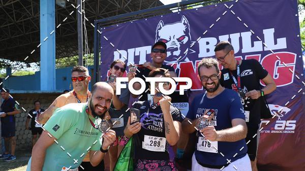 Achetez vos photos de l'vnementPIT BULL RUNNING sur Fotop