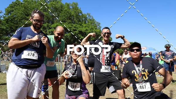 Achetez vos photos de l'vnementPIT BULL RUNNING sur Fotop