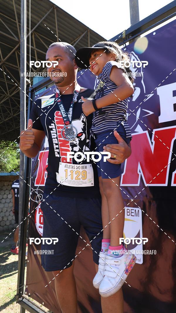 Compra tus fotos del eventoPIT BULL RUNNING En Fotop