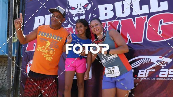 Achetez vos photos de l'vnementPIT BULL RUNNING sur Fotop