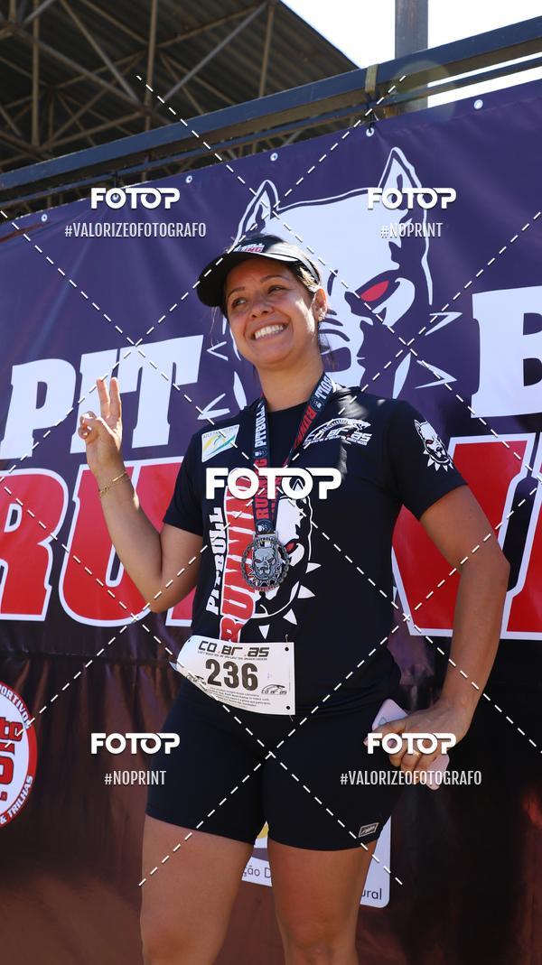 Achetez vos photos de l'vnementPIT BULL RUNNING sur Fotop