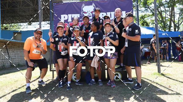 Buy your photos of the eventPIT BULL RUNNING on Fotop