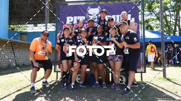 Buy your photos of the eventPIT BULL RUNNING on Fotop