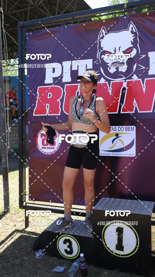 Compra tus fotos del eventoPIT BULL RUNNING En Fotop