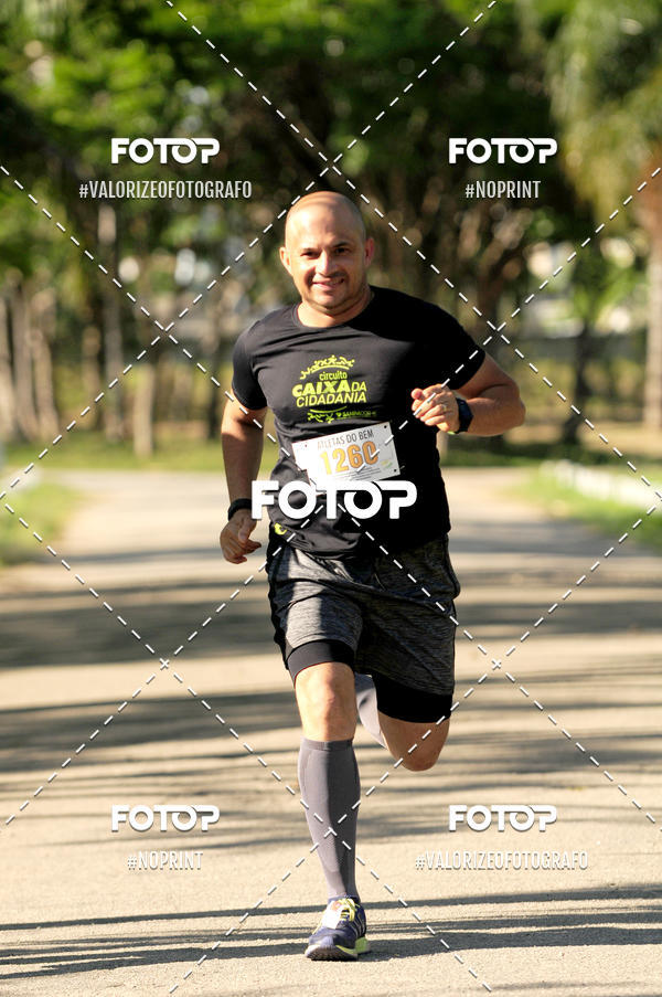 Buy your photos of the eventPIT BULL RUNNING on Fotop