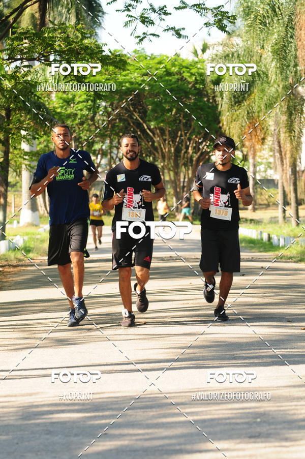 Buy your photos of the eventPIT BULL RUNNING on Fotop