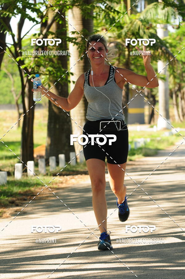 Compra tus fotos del eventoPIT BULL RUNNING En Fotop