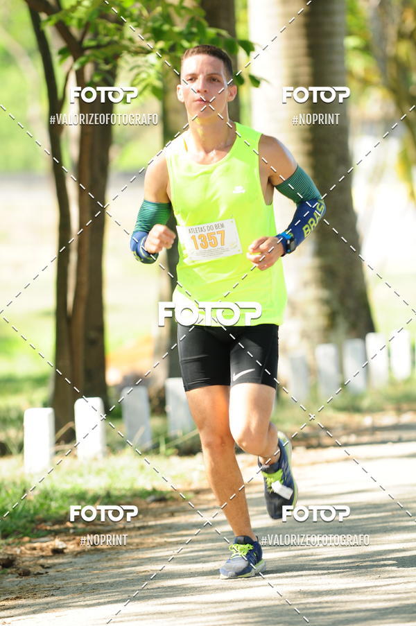 Compra tus fotos del eventoPIT BULL RUNNING En Fotop