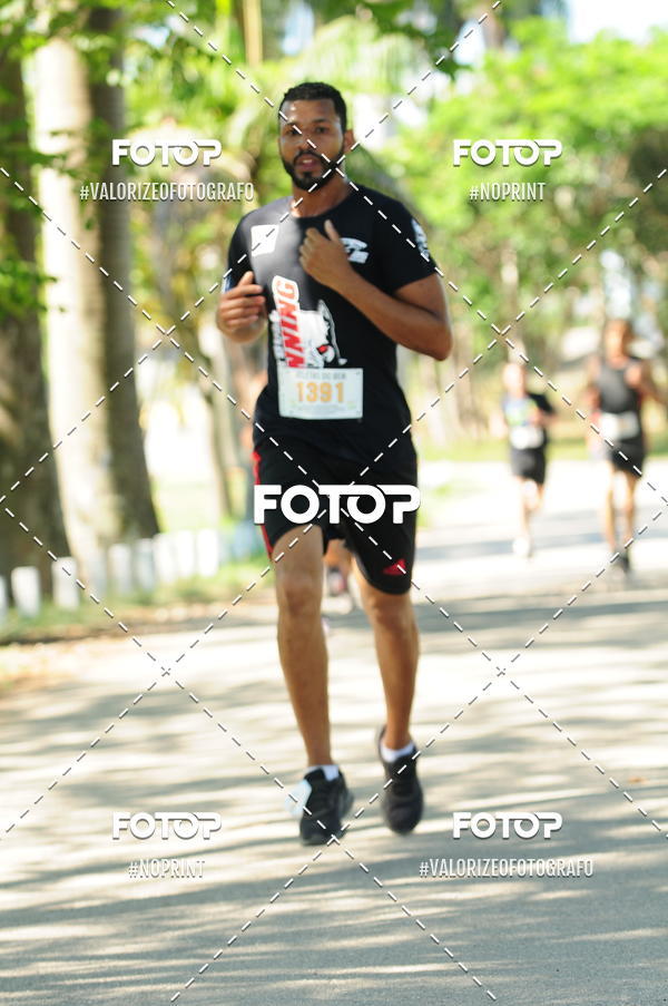 Achetez vos photos de l'vnementPIT BULL RUNNING sur Fotop