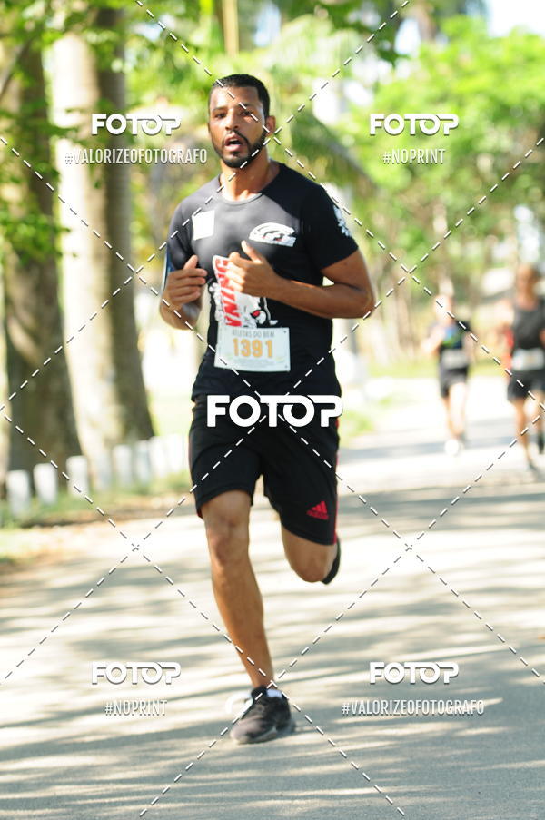 Achetez vos photos de l'vnementPIT BULL RUNNING sur Fotop