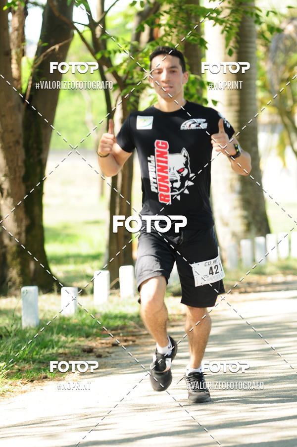 Achetez vos photos de l'vnementPIT BULL RUNNING sur Fotop