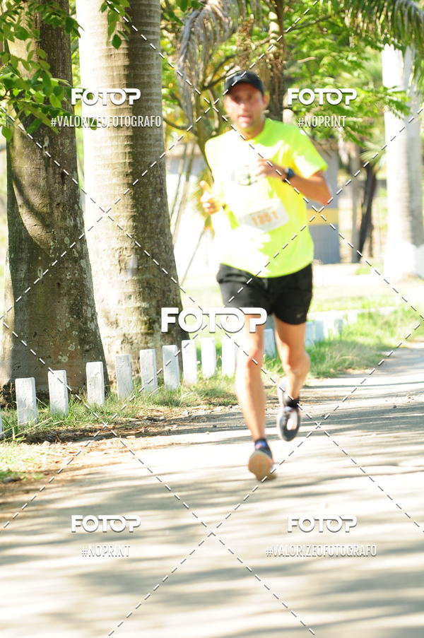 Achetez vos photos de l'vnementPIT BULL RUNNING sur Fotop