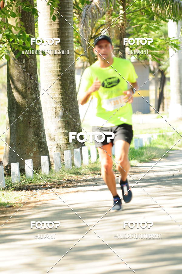 Achetez vos photos de l'vnementPIT BULL RUNNING sur Fotop