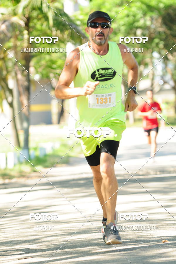 Achetez vos photos de l'vnementPIT BULL RUNNING sur Fotop