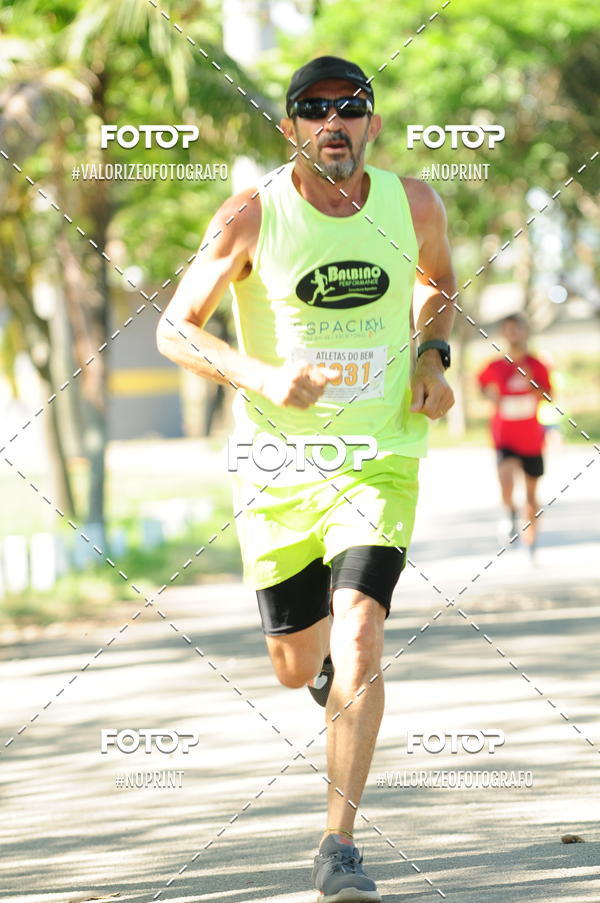 Achetez vos photos de l'vnementPIT BULL RUNNING sur Fotop