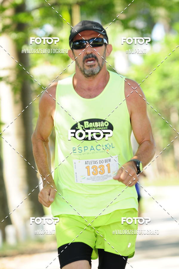 Achetez vos photos de l'vnementPIT BULL RUNNING sur Fotop