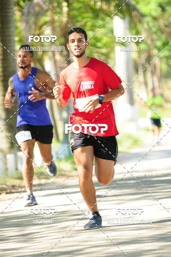 Achetez vos photos de l'vnementPIT BULL RUNNING sur Fotop