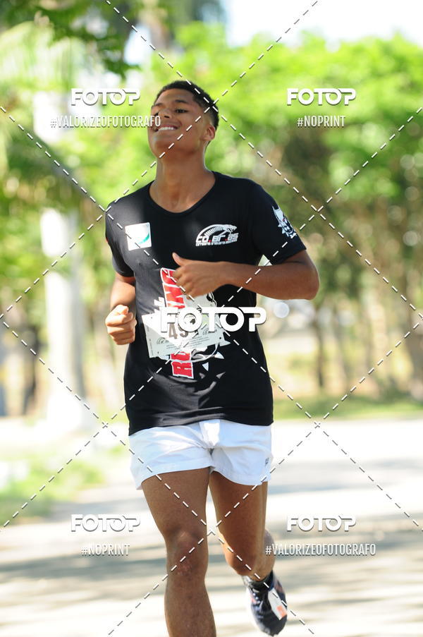 Compra tus fotos del eventoPIT BULL RUNNING En Fotop