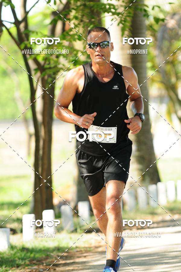 Compra tus fotos del eventoPIT BULL RUNNING En Fotop