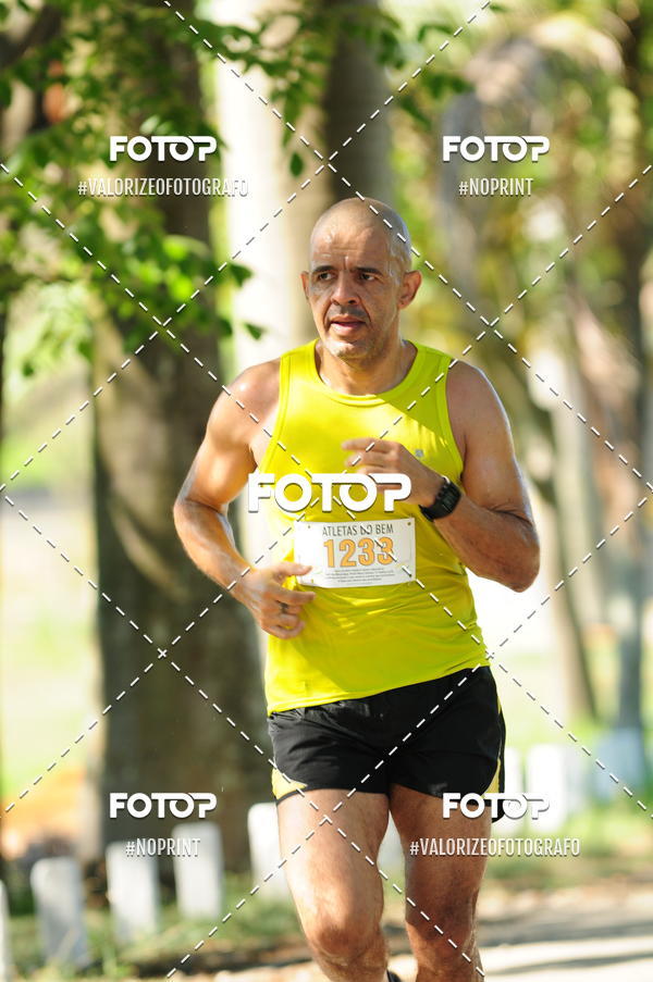 Compre suas fotos do eventoPIT BULL RUNNING no Fotop