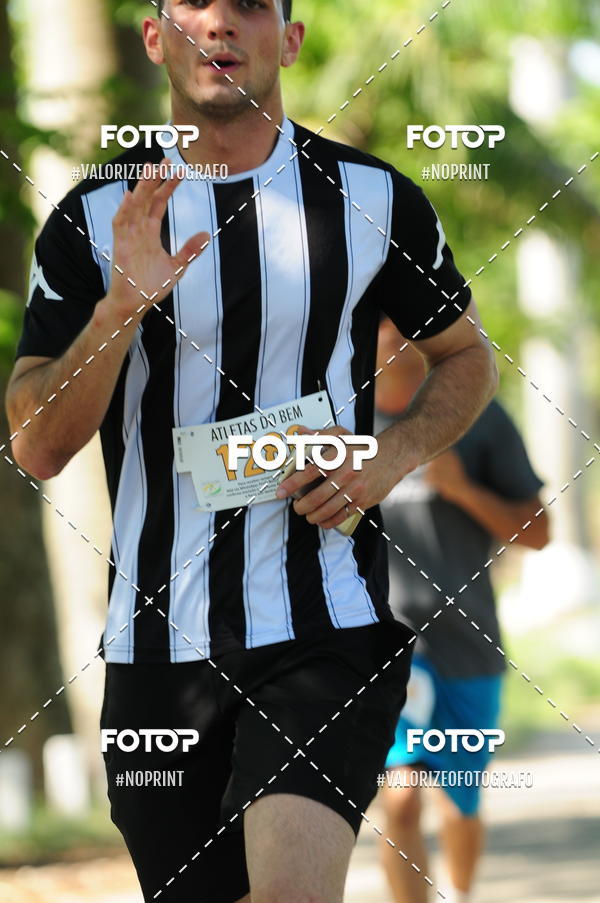 Compre suas fotos do eventoPIT BULL RUNNING no Fotop