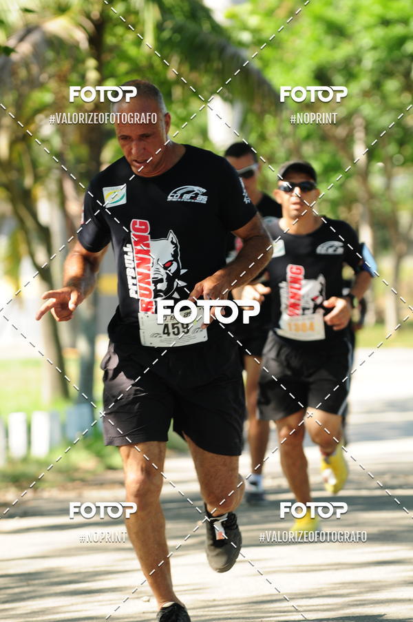 Compra tus fotos del eventoPIT BULL RUNNING En Fotop