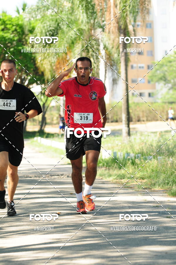 Compra tus fotos del eventoPIT BULL RUNNING En Fotop