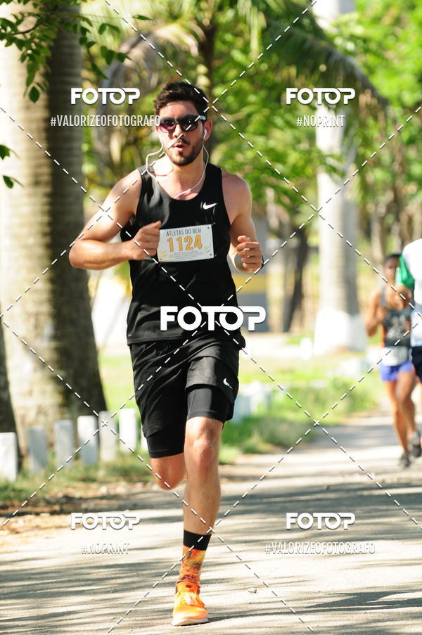 Compre as suas fotos do eventoPIT BULL RUNNING no Fotop