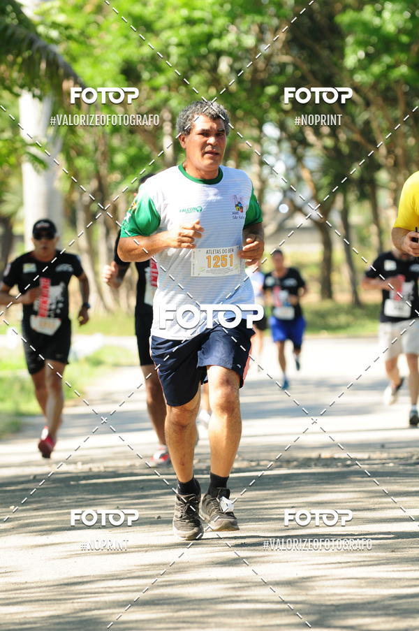 Compre as suas fotos do eventoPIT BULL RUNNING no Fotop