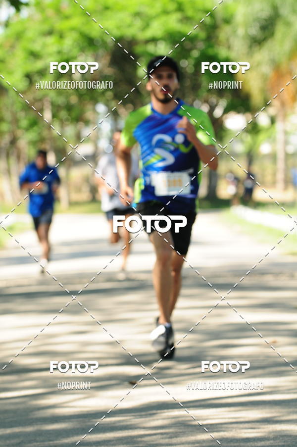Compre as suas fotos do eventoPIT BULL RUNNING no Fotop